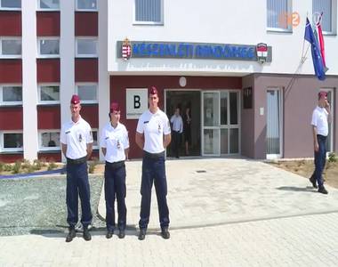 Hat�rvad�sz �p�leteket adtak �t