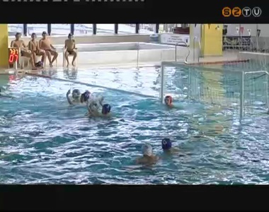 Alig�tor VUS - Feh�rv�r gyermek v�zilabda-m�rk�z�s (1-2. negyed)