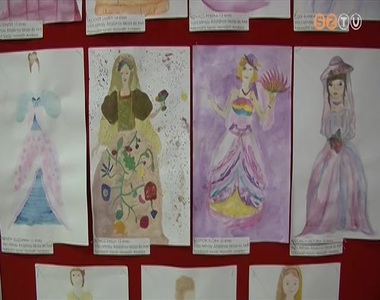 Báli ruhákat terveztek szombathelyi diákok Báli ruhákat terveztek szombathelyi diákok