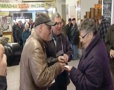 Hende Csaba és Puskás Tivadar a Nőnapon Hende Csaba és Puskás Tivadar a Nőnapon