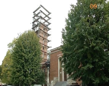 J�l halad a reform�tus templom torny�nak �p�t�se