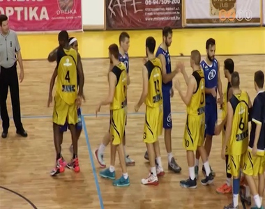 M�r a Falco vezeti a bajnoks�got