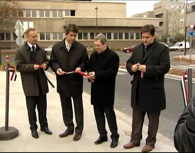 Full extr�s k�rforgalom