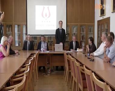 �j du�lis k�pz�sek az egyetemen