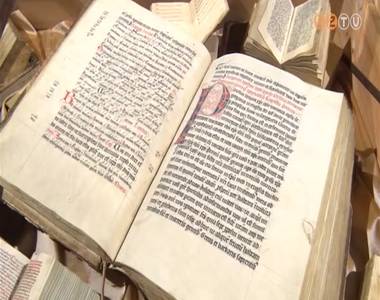 K�l�nleges k�dexek