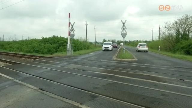Hétfőtől lezárják az Ipari úti vasúti átjárót Hétfőtől lezárják az Ipari úti vasúti átjárót