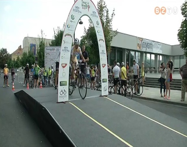 Az amat�r�k id�futam�val elkezd�d�tt a 2015-�s Tour de Hongrie