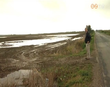 Az �rv�z �s a belv�z is hatalmas probl�m�t okoz a gazd�knak