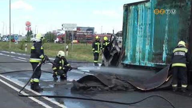 Kigett egy kisteheraut Szombathely hatrban a 86-os s a 87-es futak kzs szakaszn