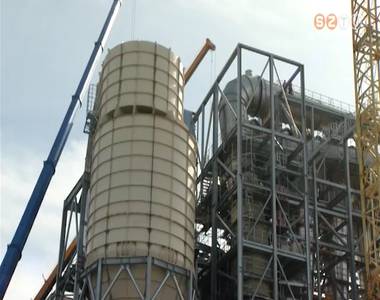 Tiszt�bb leveg� - a Falco v�gleg le�ll�totta a r�gi sz�r�berendez�seket