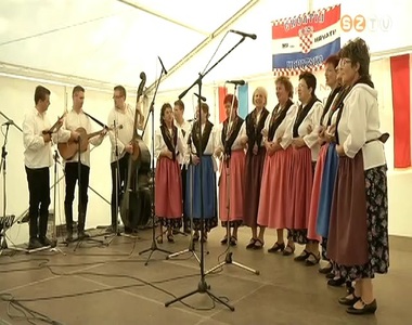 �nnepeltek a Vas megyei horv�tok