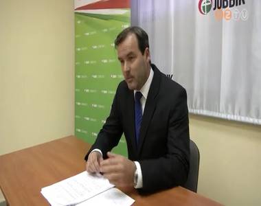 Sajt�t�j�koztat�t tartott a Jobbik