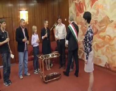 Kilencen tettek állampolgársági esküt a városházán kedden Kilencen tettek állampolgársági esküt a városházán kedden