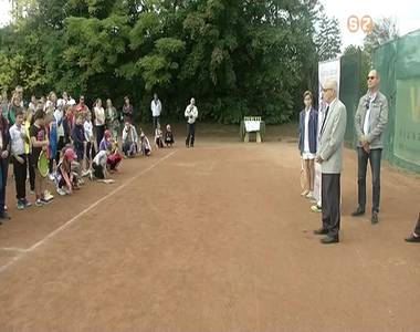 Gyermek teniszverseny Asb�th J�zsef eml�k�re