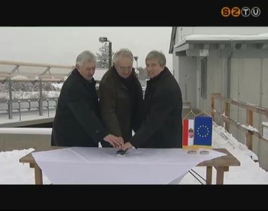 Ünnepélyesen elindították a pornóapáti vízerőművet Ünnepélyesen elindították a pornóapáti vízerőművet