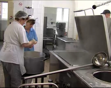 Termel�k a k�z�tkeztet�sben