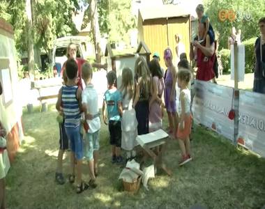 �nfeledt j�t�kot k�n�lt a Kalandv�rosban az AGORA interakt�v j�tsz�h�za