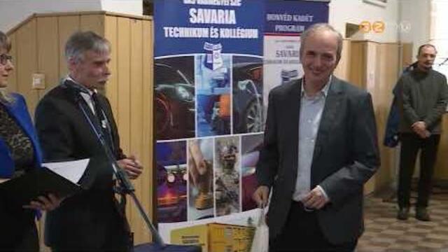 Hetven v trtnete elevenedik meg a Savaria Technikum frissen megnylt fotkilltsn