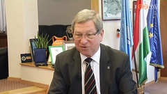 P�ntekt�l-P�ntekig - 2015. �prilis 30.