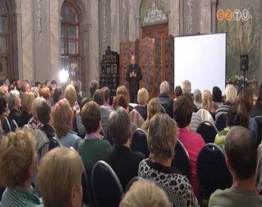 A Katolikus Egyh�z cig�nypasztor�ci�s munk�j�r�l tartott el�ad�st a megy�sp�sp�k