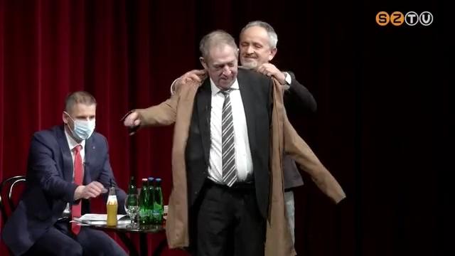 Elköszönt a színháztól, a nézőktől és a várostól Jordán Tamás Elköszönt a színháztól, a nézőktől és a várostól Jordán Tamás