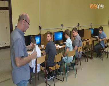 �ltal�nos iskol�sok informatika versenye