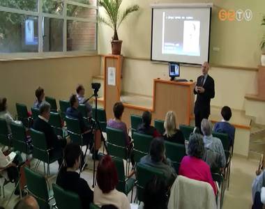 El�ad�s G�rgei Art�rr�l az egyetemen