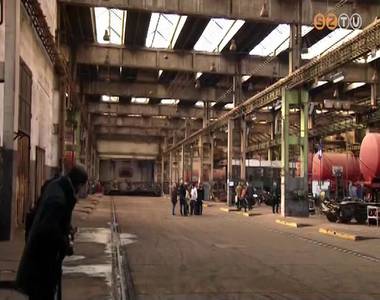 Folytat�dik a j�rm�jav�t�s