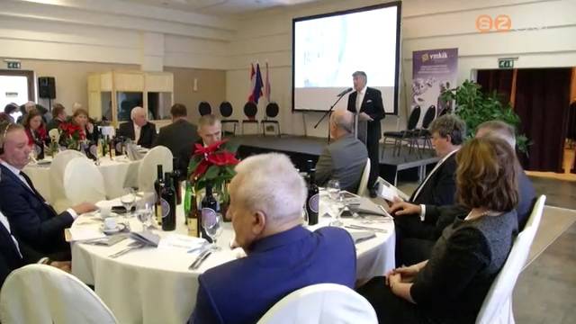 Regionális gazdasági csúcstalálkozóval ünnepelte elmúlt 25 évét a megyei iparkamara Regionális gazdasági csúcstalálkozóval ünnepelte elmúlt 25 évét a megyei iparkamara