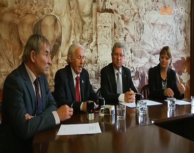 Középpontban a hagyomány tisztelete Középpontban a hagyomány tisztelete