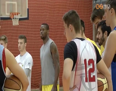 It�li�ban a Falco KC