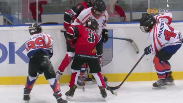 Újra hazai közönség előtt szerepelt a Szombathelyi Pingvinek jégkorong-csapata Újra hazai közönség előtt szerepelt a Szombathelyi Pingvinek jégkorong-csapata