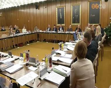 �l�st tartott a jogi bizotts�g