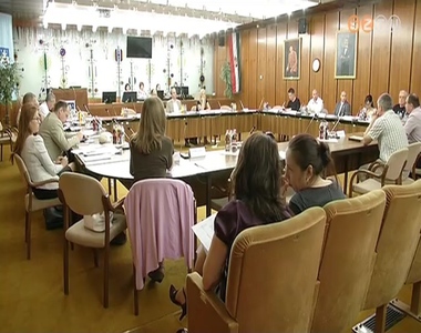 Az oktat�si �s szoci�lis bizotts�g �l�se