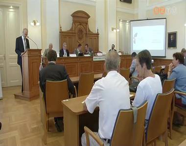 Ki tervezi a v�rost?