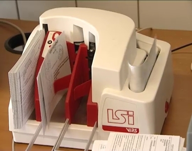 2-3 ezer b�rs�g naponta