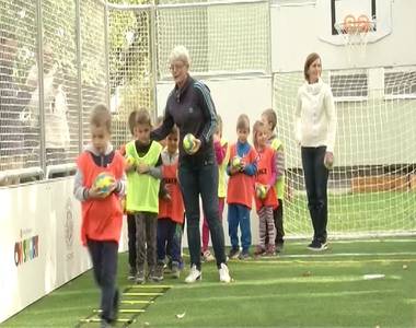 Ovisport p�lya a K�r�si-oviban