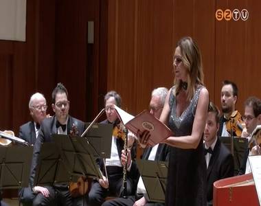 Mikl�sa Erika a Bart�k Teremben