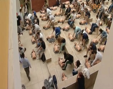 Újraélesztés oktatás az egyetemen Újraélesztés oktatás az egyetemen