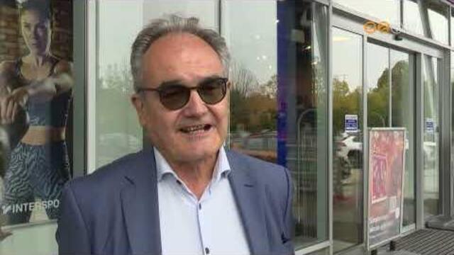 Monokristlyos napelemeket szereltek a Szombathely Center pletnek tetszerkezetre