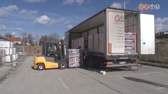 25 millió forint értékben építőanyagot vitt a horvátországi Sziszekbe a karitász 25 millió forint értékben építőanyagot vitt a horvátországi Sziszekbe a karitász