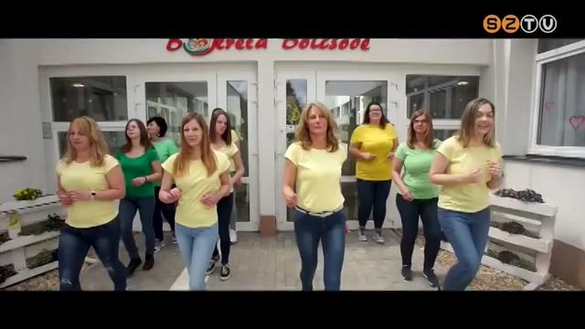 Örömtánccal készültek az idei Bölcsődék Napjára az EBI szombathelyi intézményeinek munkatársai Örömtánccal készültek az idei Bölcsődék Napjára az EBI szombathelyi intézményeinek munkatársai