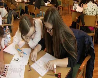 K�z�piskol�soknak rendeztek matematika-versenyt az egyetemen