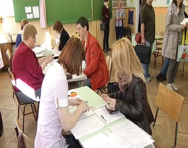 Zajlik a beiratkoz�s a szombathelyi �ltal�nos iskol�kban