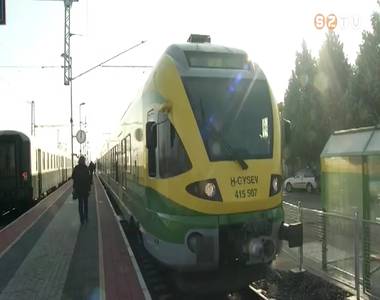 Befejez�d�tt a Szombathely-Zalaszentiv�n vas�tvonal villamos�t�sa