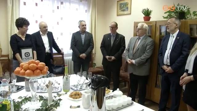 Adomány a Barnahus Nemzeti Tudásközpontnak Adomány a Barnahus Nemzeti Tudásközpontnak