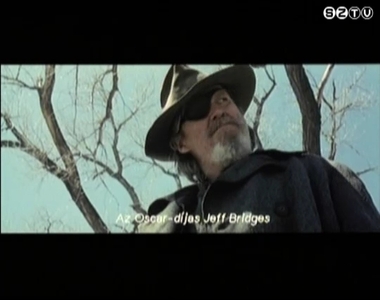 A f�lszem� - moziaj�nl�