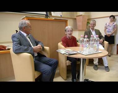 K�nyv T�r�csik Marir�l