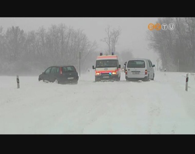 Szerda d�lut�n �ta t�bb mint sz�zszor riasztott�k a vasi t�zolt�kat a havaz�s miatt