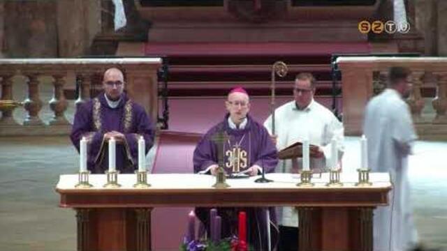 Harminc ve szenteltk pspkk Mrfi Gyula nyugalmazott veszprmi rseket